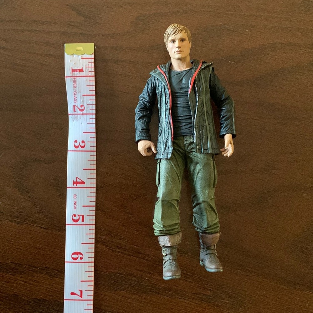 The Hunger Games - Peeta Mellark Action Figure